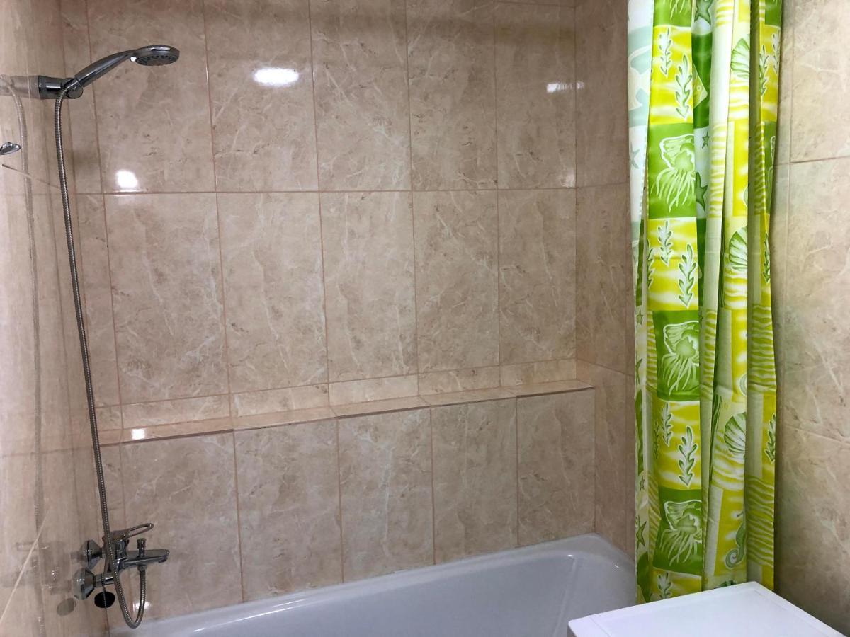 Gil Apartments, Korzo 7,2 Centre Ujgorod Dış mekan fotoğraf